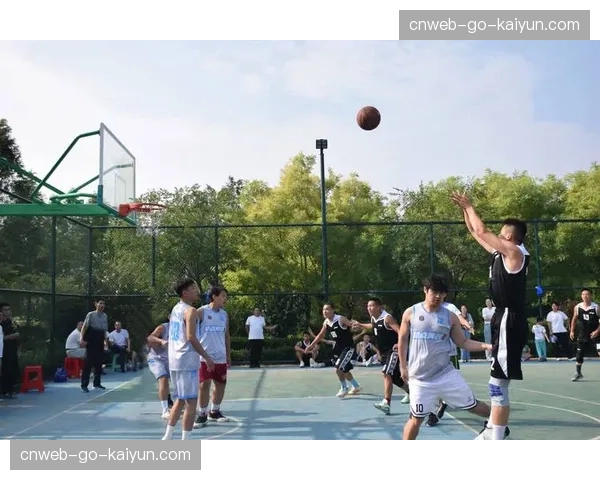 广西八桂大地运动热潮持续，万村篮球赛成为家门口体育盛宴