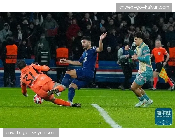 速报:巴黎圣日耳曼客场2-2逼平拜仁,次回合握有两粒客场进球 速报:巴黎圣日耳曼客场2-2逼平拜仁,次回合握有两粒客场进球