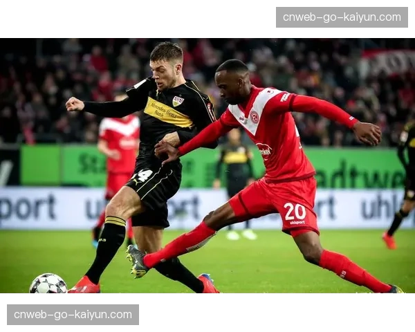 赛前发布会:斯图加特主帅强调对阵勒沃库森将坚持攻势足球 赛前发布会:斯图加特主帅强调对阵勒沃库森将坚持攻势足球